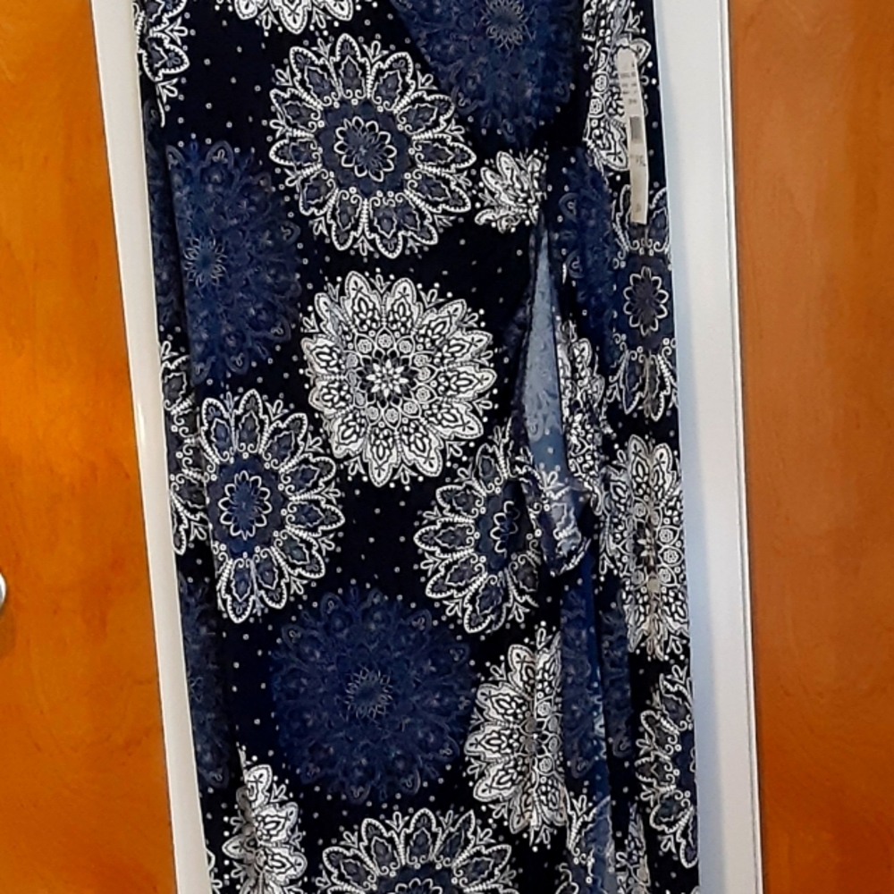 PXL ROBBIE & BEE T-LENGTH DRESS